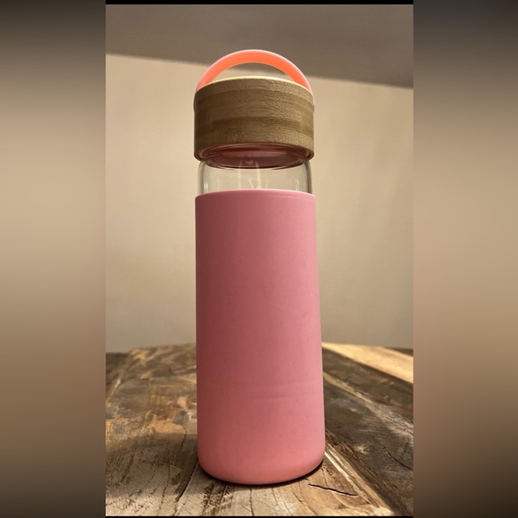 Silicone Sleeve Glass Tumbler, Bamboo Lid and Handle, Pink Water Bottle - Picture 3 of 6